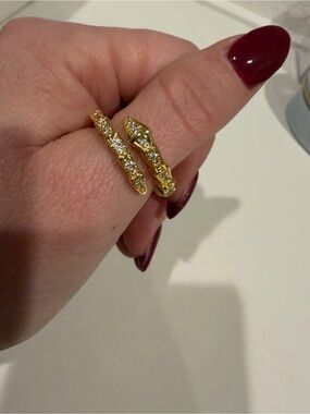 Gold-Tone Pavé Snake Ring Size 8 Like New